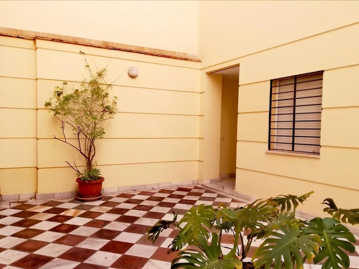 Apartamento San Luis. Plaza De Parking Gratis!!! Seville Spain